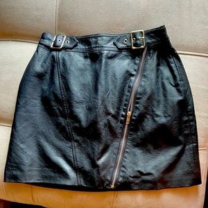 Black skirt
